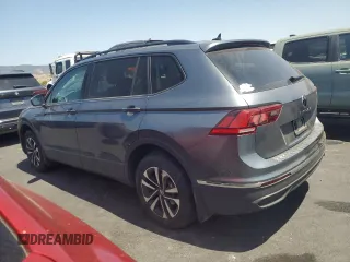 2022 Volkswagen Tiguan S with VIN 3VV1B7AX2NM047135, listed as a Copart auction lot 60137665 with 27,625 mi miles and Salvage title. Bid and sale history available at DreamBid. Image 2.