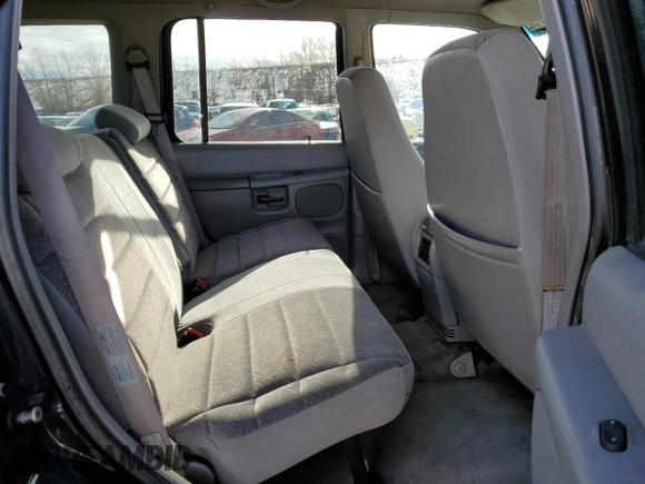 1998 Ford Explorer XL z VIN 1FMZU34E0WZA15570, wystawiony jako Copart lot #46279915 z przebiegiem 226 120 mil mil oraz Szkoda całkowita • Salvage title. Historia ofert i sprzedaży dostępna na DreamBid. Obrazek 11.