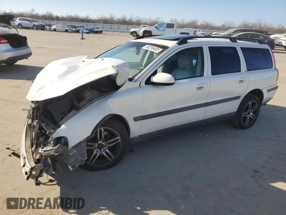 2001 Volvo V70 with VIN YV1SW61RX12091012, listed as a Copart auction lot 88299485 with 159,433 mi miles and Salvage Title. Bid and sale history available at carsss.com. Image 1.