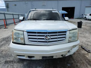 2004 Cadillac Escalade with VIN 1GYEK63N74R228938, listed as a Copart auction lot 63845725 with 267,438 mi miles and Salvage title. Bid and sale history available at DreamBid. Image 5.