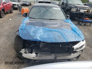 2017 BMW M3 z VIN WBS8M9C50H5G84030, wystawiony jako Copart lot #60248865 z przebiegiem 63 388 mil mil oraz Czysty tytuł • Clean title. Historia ofert i sprzedaży dostępna na DreamBid. Obrazek 5.