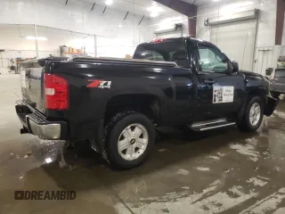 2011 Chevrolet Silverado 1500 LT with VIN 1GCNKSE09BZ292265, listed as a Copart auction lot 45767865 with 150,994 mi miles and Salvage Title. Bid and sale history available at DreamBid. Image 3.