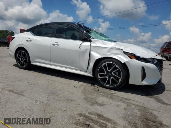 2024 Nissan Sentra SR with VIN 3N1AB8DV6RY330055, listed as a Copart auction lot 61074645 with 21,941 mi miles and Salvage title. Bid and sale history available at DreamBid. Image 4.