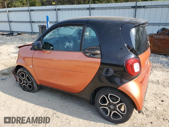 2016 Smart fortwo Passion с VIN WMEFJ5DA7GK066701, выставлен на аукционе Copart как лот 59093055 с пробегом 84 417 миль миль и Списание • Salvage title. История ставок и продаж доступна на DreamBid. Изображение 2.