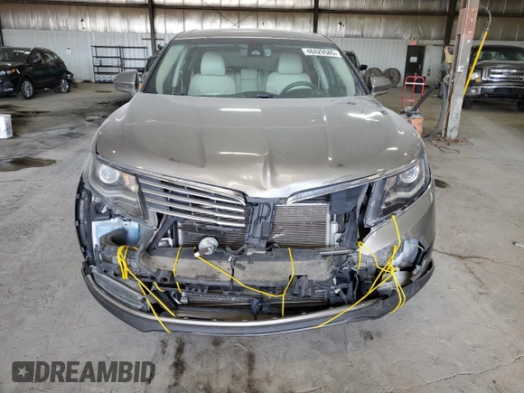 2016 Lincoln MKX Select with VIN 2LMTJ6KR2GBL61991, listed as a Copart auction lot 48429585 with 147,229 mi miles and Salvage Title. Bid and sale history available at DreamBid. Image 5.