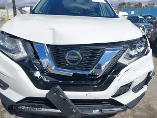 2019 Nissan Rogue SL with VIN 5N1AT2MT2KC794816, listed as a IAAI auction lot 41784087 with 50,655 mi miles and . Bid and sale history available at DreamBid. Image 6.