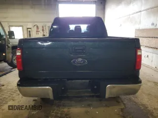 2015 Ford F-250 Lariat z VIN 1FT7W2B68FEB84934, wystawiony jako Copart lot #57638125 z przebiegiem 140 413 mil mil oraz Czysty tytuł • Clean title. Historia ofert i sprzedaży dostępna na DreamBid. Obrazek 6.