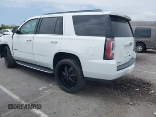 2017 GMC Yukon SLT with VIN 1GKS2BKC9HR125757, listed as a IAAI auction lot 42034182 with 72,333 mi miles. Bid and sale history available at carsss.com. Image 3.