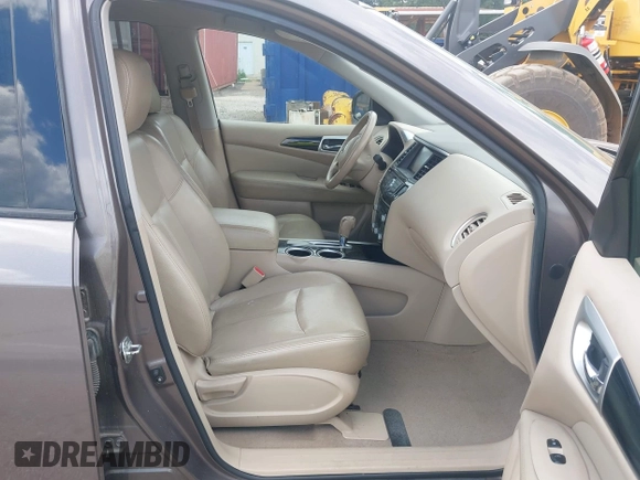 2014 Nissan Pathfinder SL with VIN 5N1AR2MN2EC626243, listed as a IAAI auction lot 42245501 with 146,367 mi miles and . Bid and sale history available at DreamBid. Image 5.