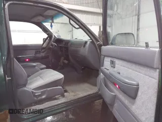 2000 Toyota Tacoma with VIN 5TEWN72N8YZ708960, listed as a IAAI auction lot 41820405 with 175,453 mi miles and . Bid and sale history available at DreamBid. Image 5.
