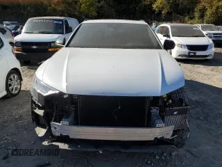 2022 Audi Q8 Premium Plus with VIN WA1EVBF13ND009465, listed as a Copart auction lot 76767644 with 49,868 mi miles and Salvage Title. Bid and sale history available at carsss.com. Image 5.