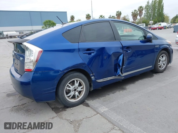 2010 Toyota Prius II with VIN JTDKN3DU4A0166838, listed as a IAAI auction lot 42114622 with 155,607 mi miles. Bid and sale history available at carsss.com. Image 4.