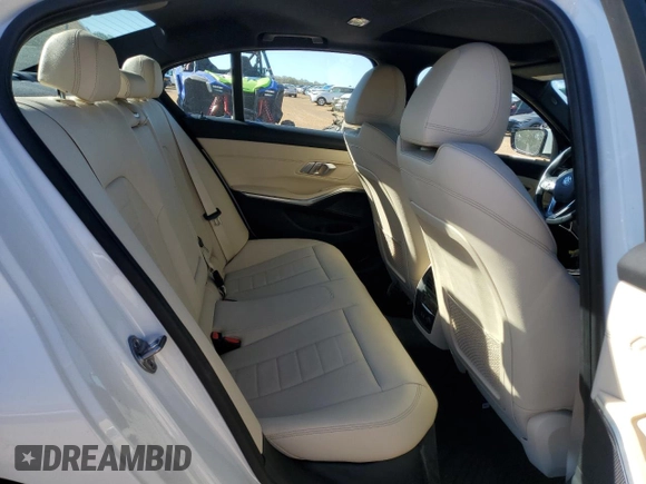 2019 BMW 3 Series 330i with VIN WBA5R1C59KAK09787, listed as a Copart auction lot 49501565 with 22,383 mi miles and Salvage Title. Bid and sale history available at carsss.com. Image 10.