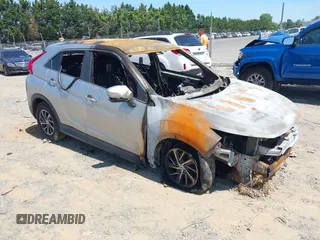 2020 Mitsubishi Eclipse Cross ES с VIN JA4AT3AA1LZ012933, выставлен на аукционе IAAI как лот 42387823 с пробегом Не указан миль и . История ставок и продаж доступна на DreamBid. Изображение 1.