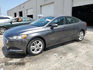 2018 Ford Fusion SE с VIN 3FA6P0LU1JR117601, выставлен на аукционе Copart как лот 61654695 с пробегом 96 159 миль миль и Списание • Salvage title. История ставок и продаж доступна на DreamBid. Изображение 1.