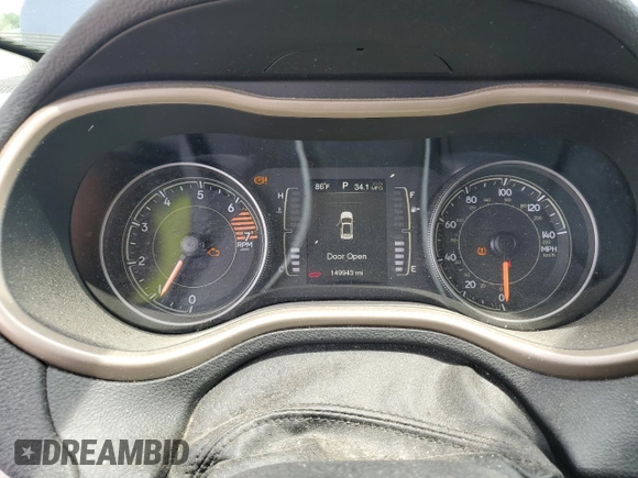 2016 Jeep Cherokee Altitude z VIN 1C4PJMCB8GW123004, wystawiony jako Copart lot #61931895 z przebiegiem 149 943 mil mil oraz Szkoda całkowita • Salvage title. Historia ofert i sprzedaży dostępna na DreamBid. Obrazek 9.