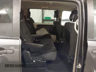 2019 Dodge Grand Caravan SE with VIN 2C4RDGBG9KR527770, listed as a IAAI auction lot 41571473 with 101,310 mi miles and . Bid and sale history available at DreamBid. Image 8.