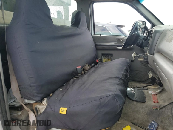 1999 Ford F-250 XL with VIN 1FTNF21F8XEE75010, listed as a Copart auction lot 54532975 with 239,935 mi miles and Salvage title. Bid and sale history available at DreamBid. Image 10.