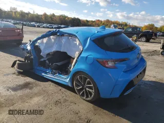 2021 Toyota Corolla Hatchback XSE with VIN JTNA4MBE1M3126859, listed as a Copart auction lot 75822304 with 0 mi miles and Salvage Title. Bid and sale history available at carsss.com. Image 2.
