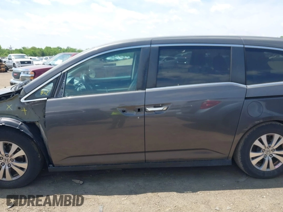 2014 Honda Odyssey EX-L z VIN 5FNRL5H64EB089875, wystawiony jako IAAI lot #42279431 z przebiegiem 107 716 mil mil oraz . Historia ofert i sprzedaży dostępna na DreamBid. Obrazek 15.