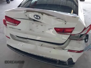 2020 Kia Optima SE z VIN 5XXGT4L36LG393377, wystawiony jako IAAI lot #41836704 z przebiegiem 86 234 mil mil oraz . Historia ofert i sprzedaży dostępna na DreamBid. Obrazek 6.