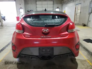 2013 Hyundai Veloster Turbo z VIN KMHTC6AE7DU111060, wystawiony jako Copart lot #57816425 z przebiegiem 140 842 mil mil oraz Szkoda całkowita • Salvage title. Historia ofert i sprzedaży dostępna na DreamBid. Obrazek 6.