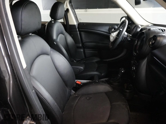 2016 MINI Countryman S with VIN WMWZC5C55GWU00997, listed as a Copart auction lot 58840965 with 41,217 mi miles and Salvage title. Bid and sale history available at DreamBid. Image 5.