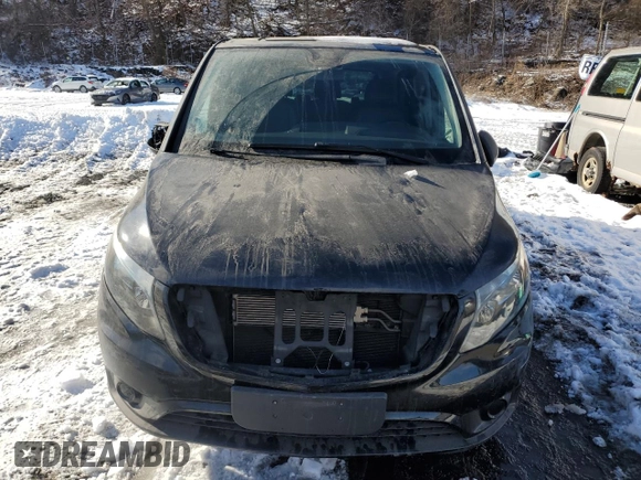 2018 Mercedes-Benz Metris Passenger z VIN WD4PG2EE6J3481288, wystawiony jako Copart lot #44712935 z przebiegiem 91 210 mil mil oraz Tytuł czysty. Historia ofert i sprzedaży dostępna na DreamBid. Obrazek 5.