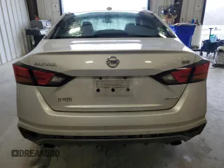 2020 Nissan Altima SR with VIN 1N4AL4CV1LC136723, listed as a Copart auction lot 43812105 with 66,108 mi miles and Salvage Title. Bid and sale history available at carsss.com. Image 6.
