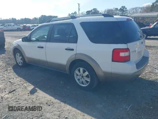 2006 Ford Freestyle SE with VIN 1FMZK01176GA34876, listed as a IAAI auction lot 41475167 with 203,673 mi miles. Bid and sale history available at carsss.com. Image 3.