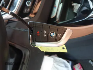 2022 BMW X4 M40i with VIN 5UX43DT0XN9L33898, listed as a IAAI auction lot 41642374 with 8 mi miles and . Bid and sale history available at DreamBid. Image 11.