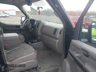 2016 Nissan NV S z VIN 5BZBF0AA8GN852818, wystawiony jako IAAI lot #41957159 z przebiegiem 120 601 mil mil oraz . Historia ofert i sprzedaży dostępna na DreamBid. Obrazek 5.