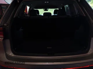 2024 Volkswagen Atlas SE с VIN 1V2HR2CAXRC567612, выставлен на аукционе IAAI как лот 42752019 с пробегом 19 523 миль миль и . История ставок и продаж доступна на DreamBid. Изображение 28.