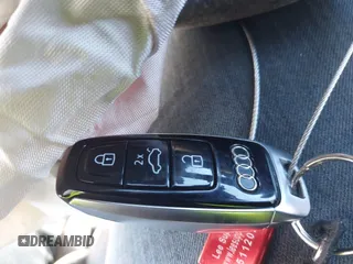 2020 Audi SQ7 z VIN WA1VWAF73LD010561, wystawiony jako IAAI lot #41344764 z przebiegiem Nie podano mil oraz . Historia ofert i sprzedaży dostępna na DreamBid. Obrazek 11.
