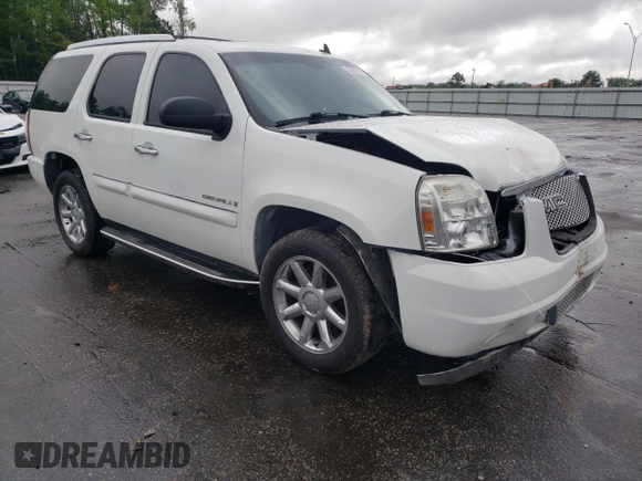 2008 GMC Yukon Denali with VIN 1GKFK63898J117949, listed as a Copart auction lot 52685705 with 179,254 mi miles and Salvage title. Bid and sale history available at DreamBid. Image 4.
