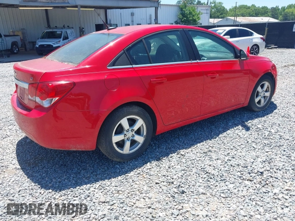 2014 Chevrolet Cruze 1LT z VIN 1G1PC5SB2E7140253, wystawiony jako IAAI lot #42323140 z przebiegiem 103 503 mil mil oraz . Historia ofert i sprzedaży dostępna na DreamBid. Obrazek 4.