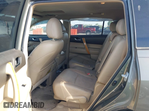2009 Toyota Highlander Hybrid Limited with VIN JTEEW44A792032987, listed as a IAAI auction lot 42060184 with 258,761 mi miles. Bid and sale history available at carsss.com. Image 8.