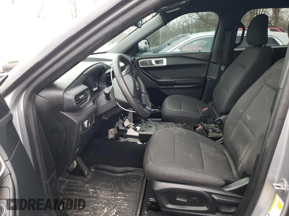 2021 Ford Police Interceptor Utility z VIN 1FM5K8AB8MGB24525, wystawiony jako Copart lot #84195304 z przebiegiem 49 447 mil mil oraz Szkody całkowita. Historia ofert i sprzedaży dostępna na DreamBid. Obrazek 7.