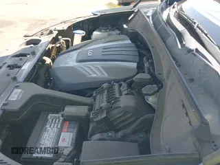 2018 Hyundai Santa Fe SE z VIN KM8SM4HFXJU261140, wystawiony jako IAAI lot #43258957 z przebiegiem 98 636 mil mil oraz . Historia ofert i sprzedaży dostępna na DreamBid. Obrazek 19.