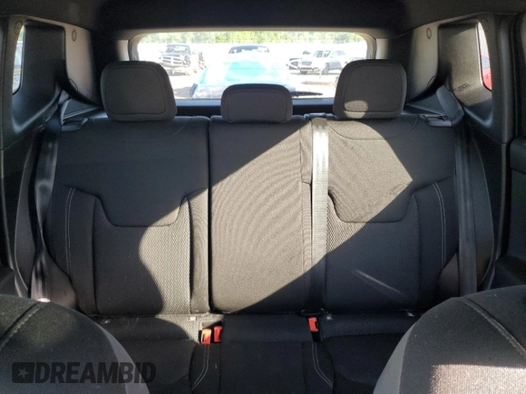2022 Jeep Renegade Altitude z VIN ZACNJDE19NPN77457, wystawiony jako Copart lot #57131535 z przebiegiem 21 063 mil mil oraz Szkoda całkowita • Salvage title. Historia ofert i sprzedaży dostępna na DreamBid. Obrazek 10.