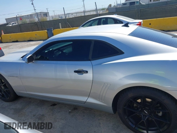 2011 Chevrolet Camaro 1LT with VIN 2G1FB1ED0B9199638, listed as a IAAI auction lot 42677358 with 106,128 mi miles and . Bid and sale history available at DreamBid. Image 14.