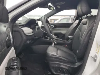 2023 Jeep Compass Limited with VIN 3C4NJDCN7PT501966, listed as a Copart auction lot 56692575 with 18,430 mi miles and Salvage title. Bid and sale history available at DreamBid. Image 7.