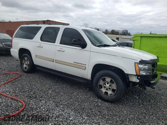 2010 Chevrolet Suburban LT z VIN 1GNUCJE02AR100256, wystawiony jako Copart lot #49978905 z przebiegiem 257 826 mil mil oraz Szkoda całkowita • Salvage title. Historia ofert i sprzedaży dostępna na DreamBid. Obrazek 4.