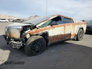 2024 Tesla Cybertruck Cyberbeast z VIN 7G2CEHEE4RA036882, wystawiony jako Copart lot #87403874 z przebiegiem 734 mil mil oraz Szkoda całkowita • Salvage title. Historia ofert i sprzedaży dostępna na DreamBid. Obrazek 1.