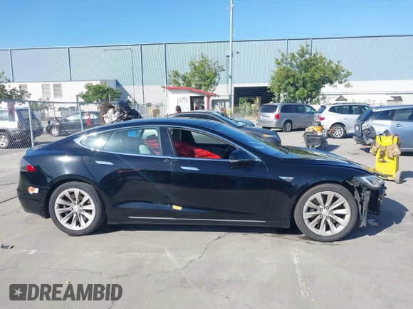 2016 Tesla Model S 90D с VIN 5YJSA1E21GF148336, выставлен на аукционе IAAI как лот 42304073 с пробегом 149 340 миль миль и . История ставок и продаж доступна на DreamBid. Изображение 14.