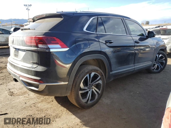 2022 Volkswagen Atlas SEL z VIN 1V2BE2CA8NC214880, wystawiony jako Copart lot #45556834 z przebiegiem 17 428 mil mil oraz . Historia ofert i sprzedaży dostępna na DreamBid. Obrazek 3.