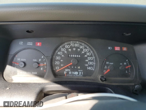 2005 Ford Police Interceptor z VIN 2FAFP71W95X144873, wystawiony jako Copart lot #58260905 z przebiegiem 135 986 mil mil oraz Szkoda całkowita • Salvage title. Historia ofert i sprzedaży dostępna na DreamBid. Obrazek 9.