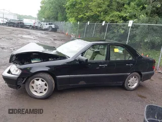 1998 Mercedes-Benz C 230/260/280/320 с VIN WDBHA23G8WA544140, выставлен на аукционе IAAI как лот 42531224 с пробегом 191 545 миль миль и . История ставок и продаж доступна на DreamBid. Изображение 14.
