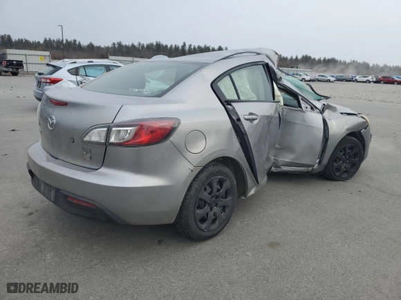 2011 Mazda Mazda3 i Sport with VIN JM1BL1UG8B1399072, listed as a Copart auction lot 41444715 with NaN miles and Salvage Title. Bid and sale history available at carsss.com. Image 3.