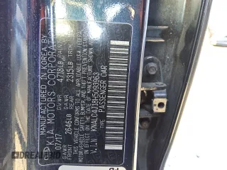 2017 Kia Cadenza Premium with VIN KNALC4J18H5093963, listed as a Copart auction lot 77970704 with 83,385 mi miles and Clean Title. Bid and sale history available at carsss.com. Image 12.